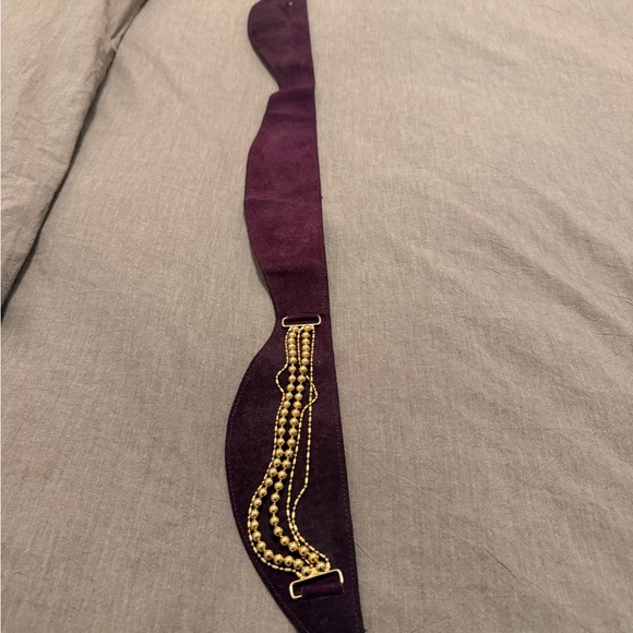 70s Parisian Christian Dior Elegant Purple Suede Belt with Gold Chain Accents - Picture 3 of 4